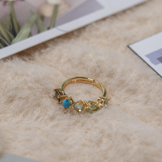 Vintage Style- Gem Gold Ring