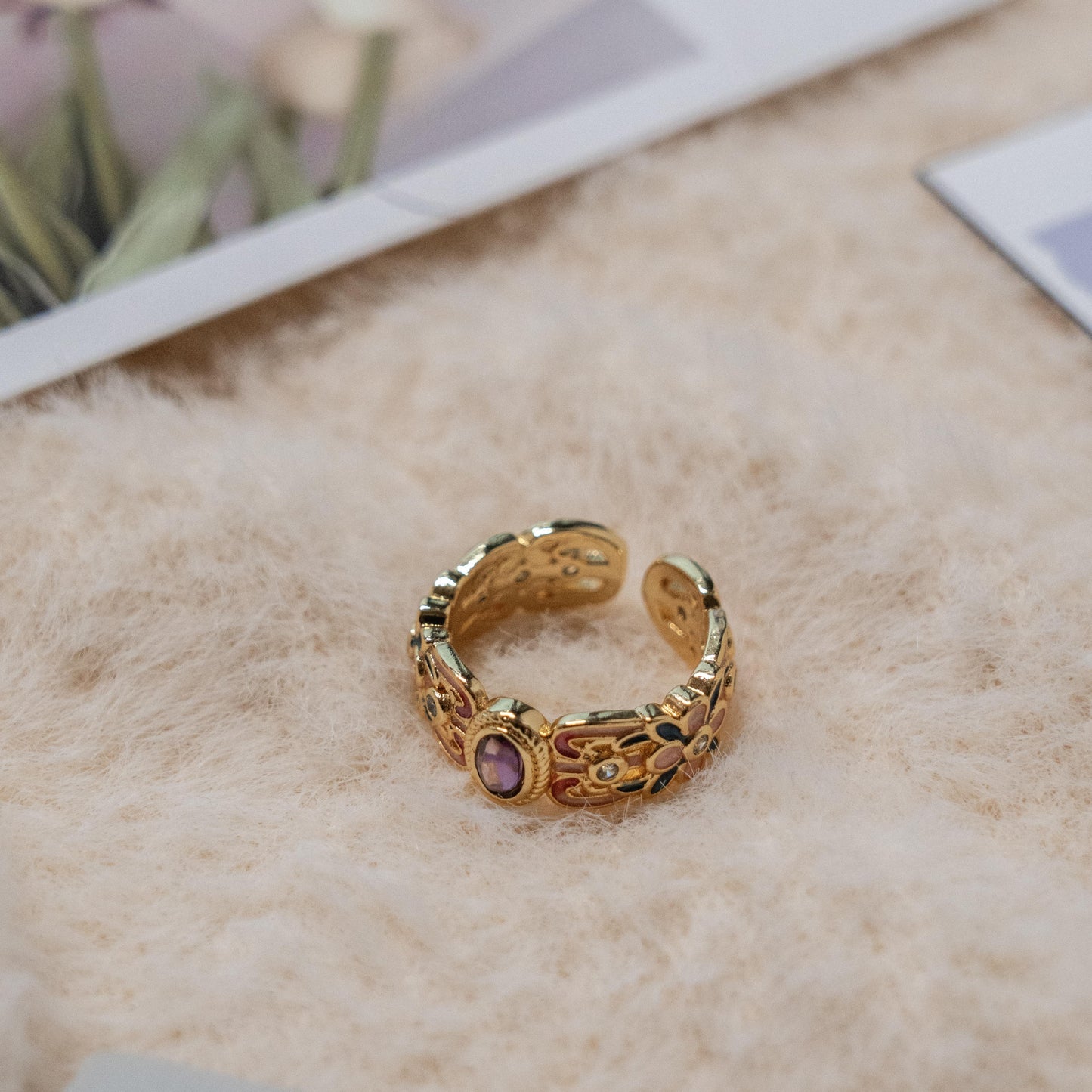 Vintage Style- Enamel Gem Gold Ring